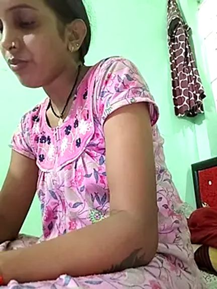 Hotty-Nidhi
