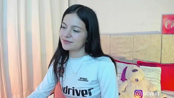 LucyEvans_