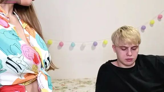 Emily_and_Ilumi