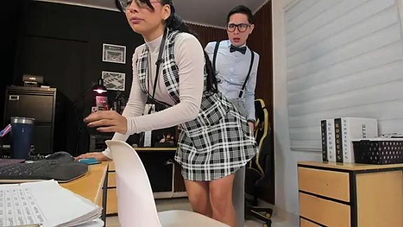 Office_Naughty_Girl