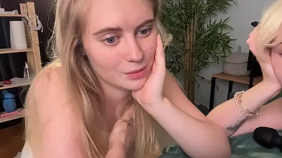 Golden_Aline