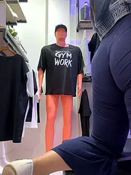 kim_monti