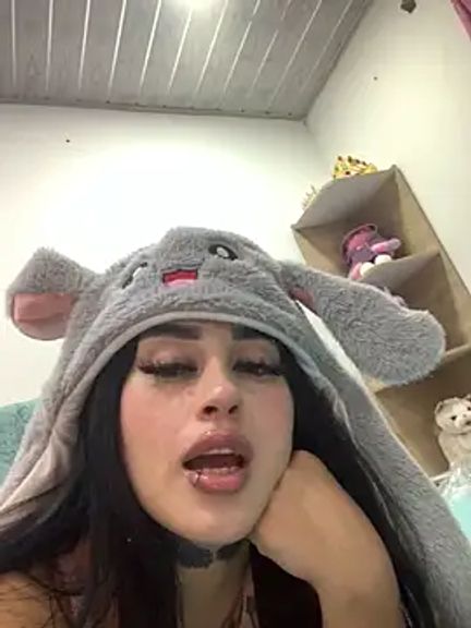 Girl_milk7