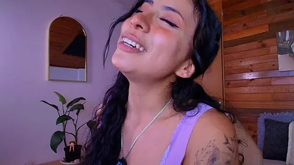 amber_curly