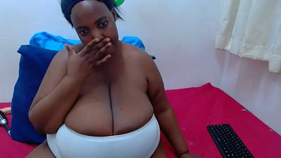 LUSTFULBOOBSS