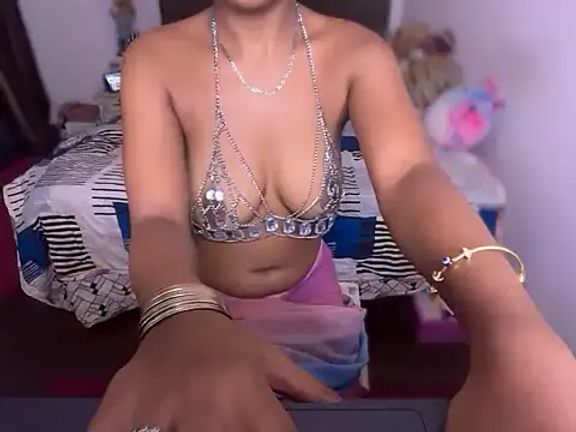 HornyBabe_