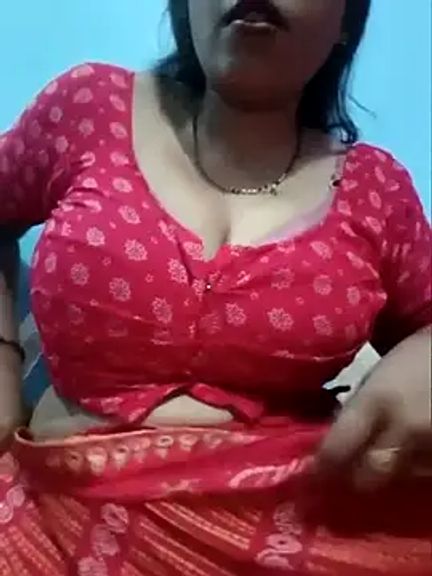 Sexyradha_