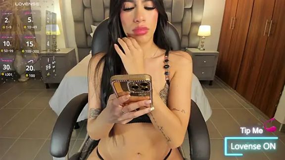 sarita_evanss