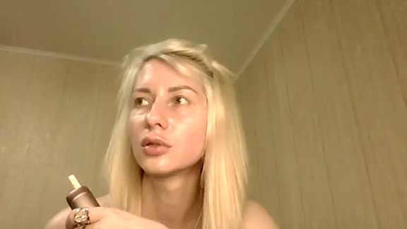BlondieOnline_