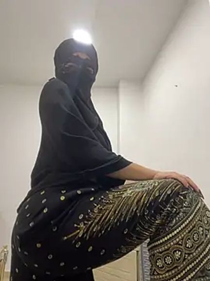 Hijabi_HotGirls