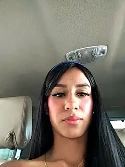 Juliana_Xander