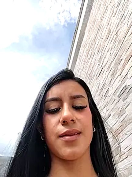 Juliana_Xander