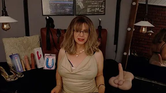 Samantha_mature56