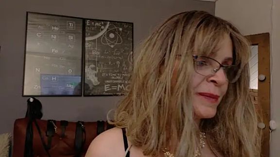 Samantha_mature56