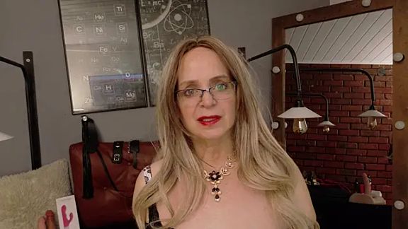 Samantha_mature56