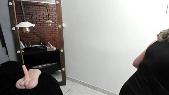 Samantha_mature56