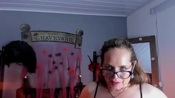 Samantha_mature56