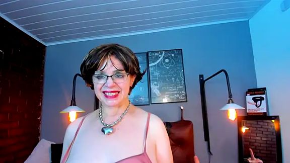 Samantha_mature56