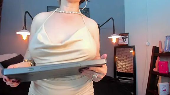 Samantha_mature56