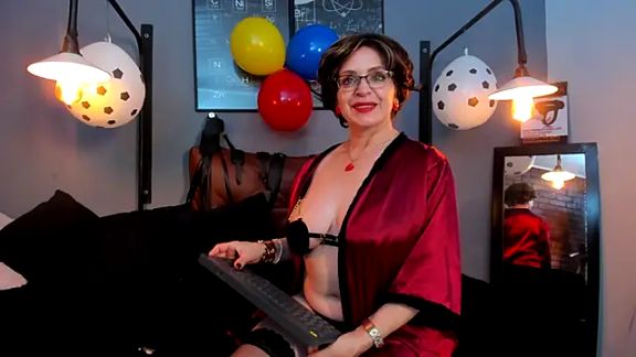 Samantha_mature56