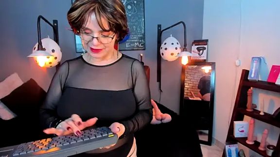 Samantha_mature56