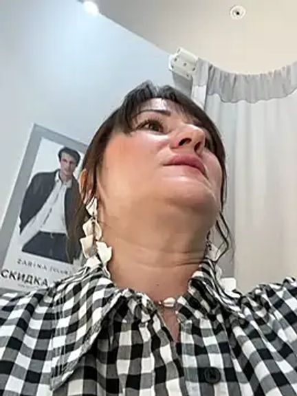 ZhenjaPoledance