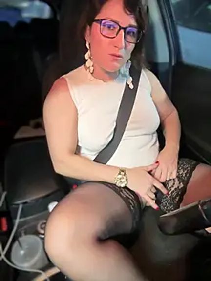 ZhenjaPoledance