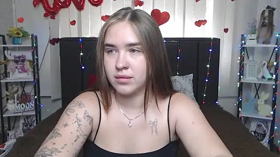 LauraHlot