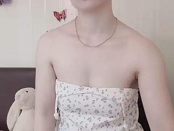 LinhChi_9x