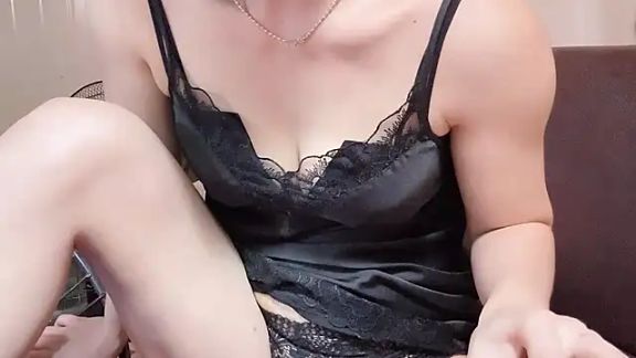 LinhChi_9x