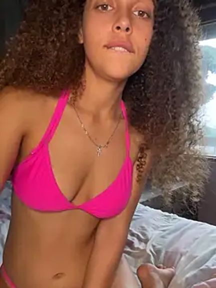 Rati_Curly