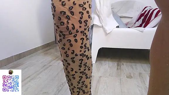 Upskirt_Squirt96
