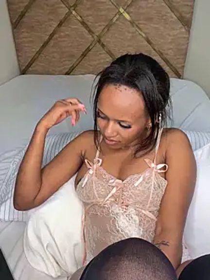 Ravishing_Rubi
