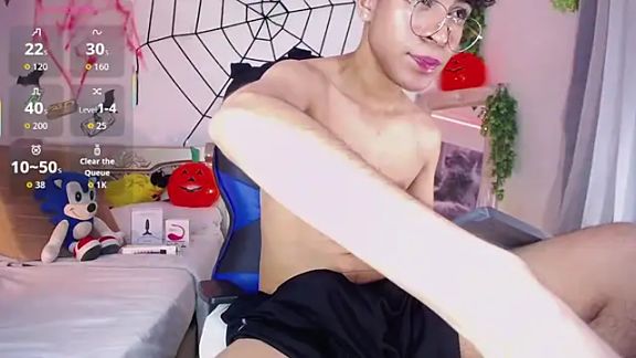 huge_armound