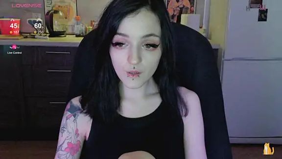 linaa__tyaan