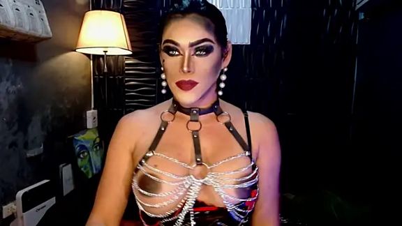 UrtopshemalegoddessAliyah