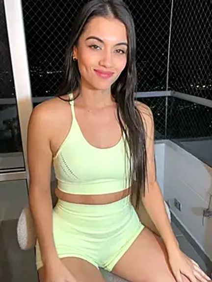 Nicole_stonee