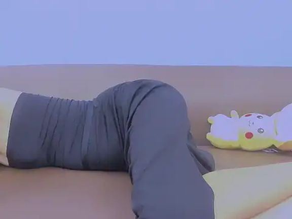 Ly__