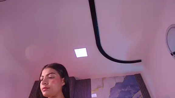 hot_dione