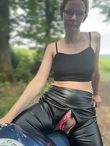 Bikergirl_97