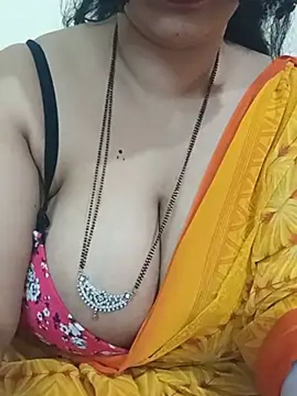 MONA_DARLING31