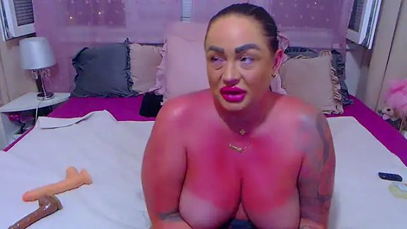 BustyVicky