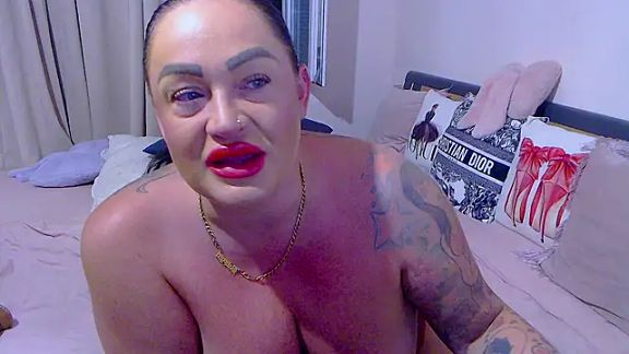BustyVicky
