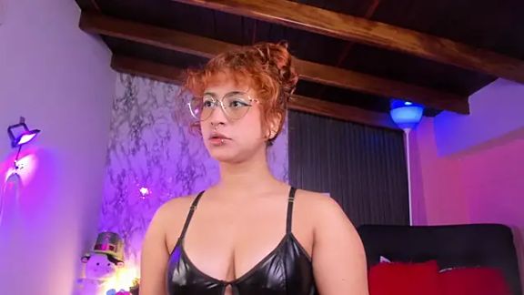 chloe_blue