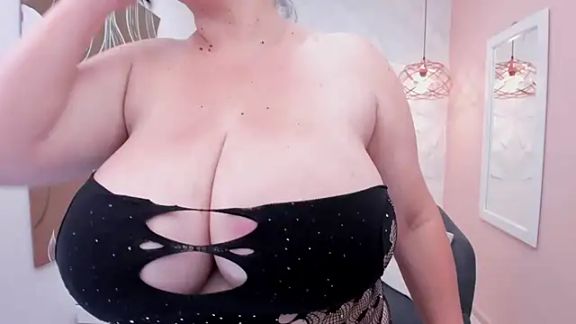 Sharon_tits