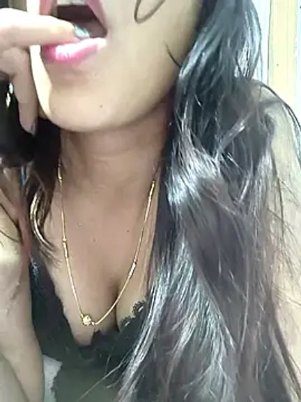 Sexy-Aarushi