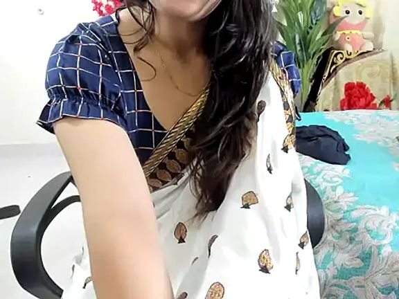 AttractiveQueen2002