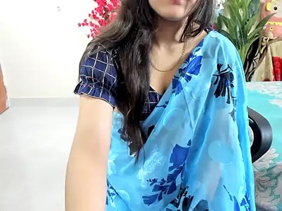 AttractiveQueen2002