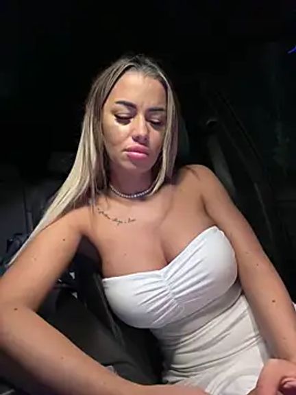 KirstieVegas