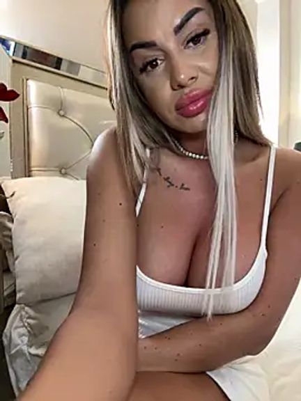 KirstieVegas